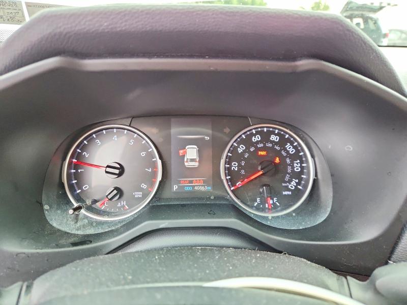 Photo 9 from auction – 2019 TOYOTA RAV4 with VIN JTMF1RFV2KD033592