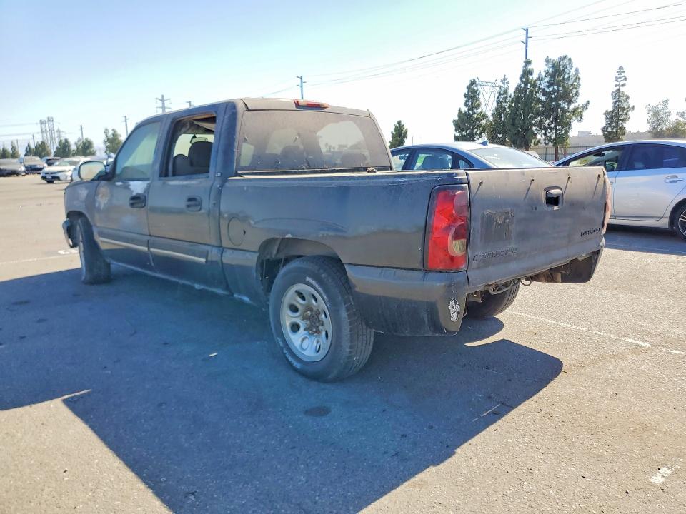 Photo 2 from auction – 2005 CHEVROLET SILVERADO with VIN 2GCEC13T751248816