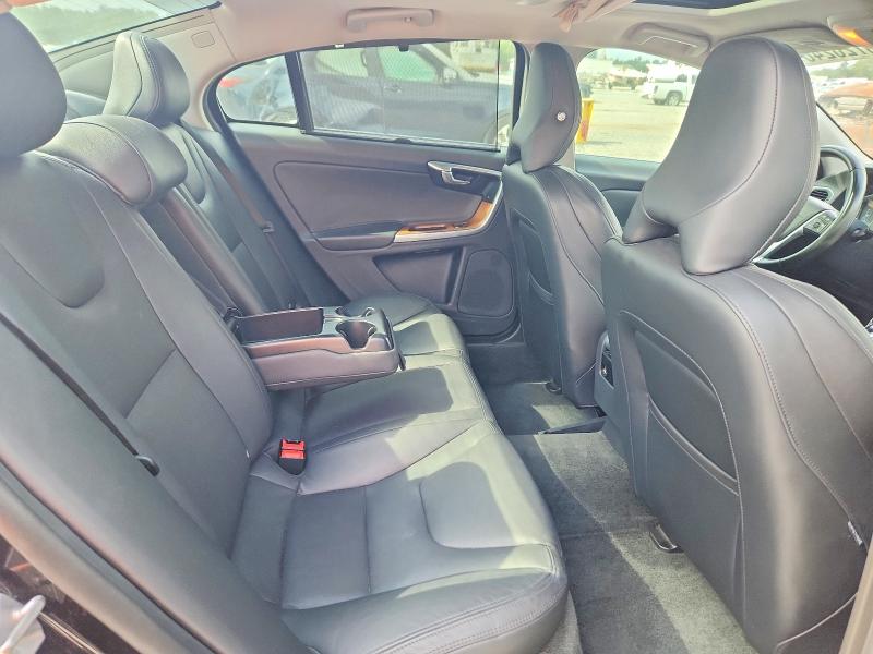 Photo 10 from auction – 2016 VOLVO S60 with VIN LYV402FK3GB092921