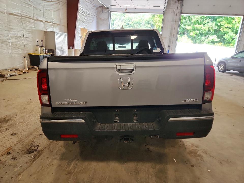 Photo 6 from auction – 2019 HONDA RIDGELINE with VIN 5FPYK3F50KB035537