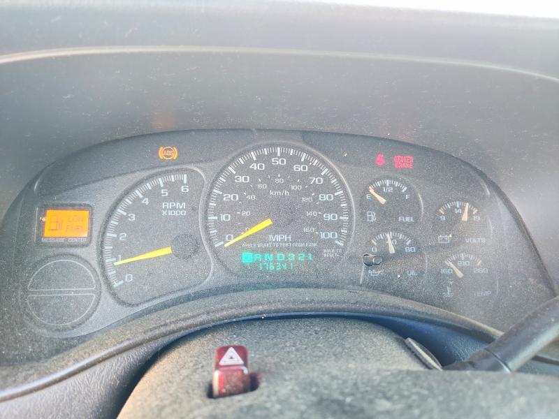 Photo 9 from auction – 1999 CHEVROLET SILVERADO with VIN 2GCEC19T9X1143690