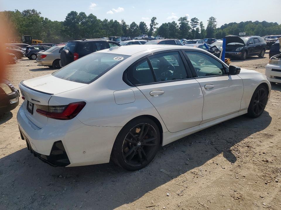 Photo 3 from auction – 2024 BMW M340XI with VIN 3MW49FF07R8E15284