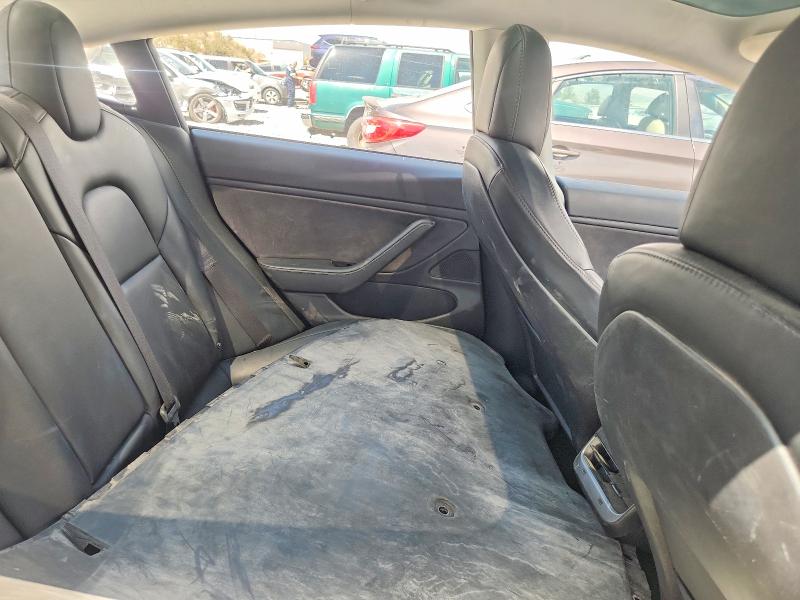 Photo 10 from auction – 2018 TESLA MODEL 3 with VIN 5YJ3E1EA1JF158212