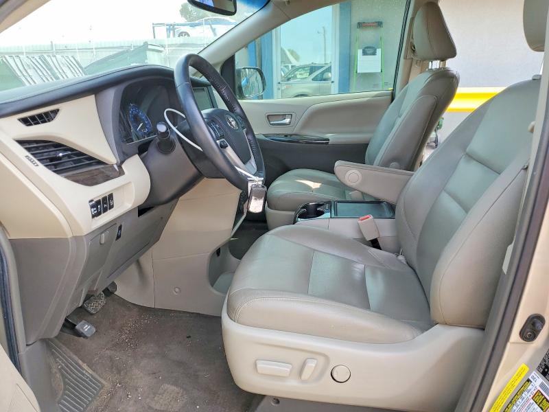 Photo 7 from auction – 2017 TOYOTA SIENNA with VIN 5TDYZ3DC2HS790098