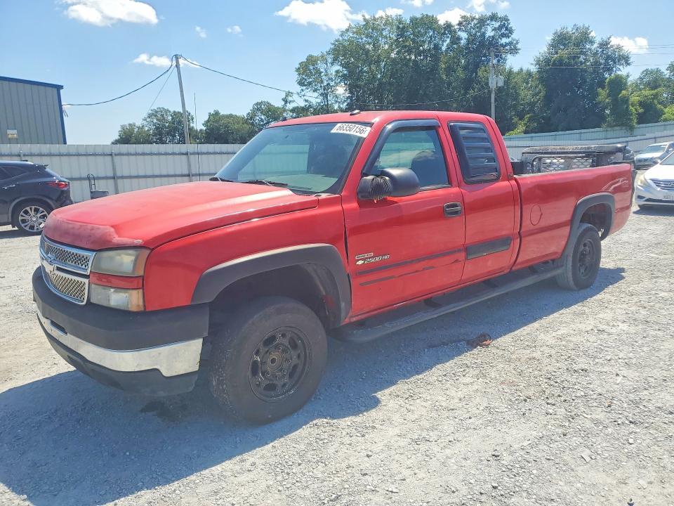 2005 CHEVROLET SILVERADO - Търг №66350156