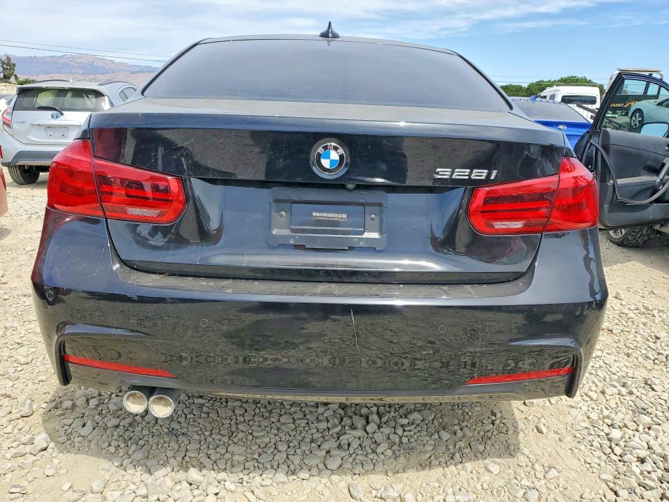 Photo 6 from auction – 2016 BMW 328 with VIN WBA8E9G53GNU28343
