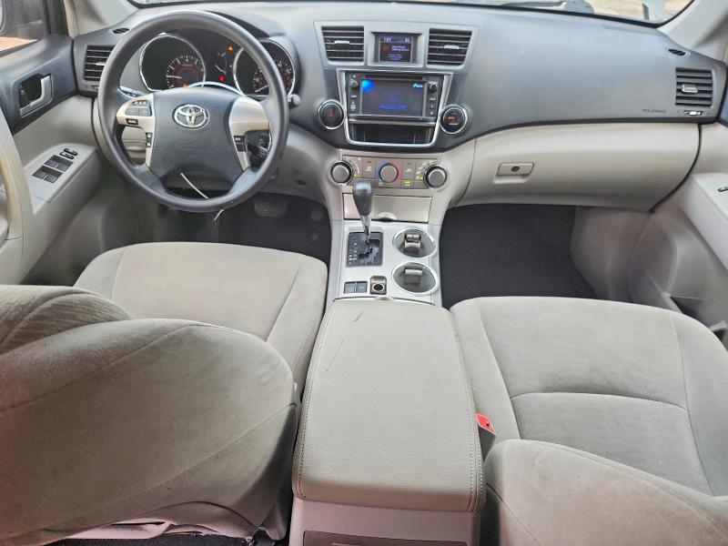 Photo 8 from auction – 2013 TOYOTA HIGHLANDER with VIN 5TDZA3EH9DS033165