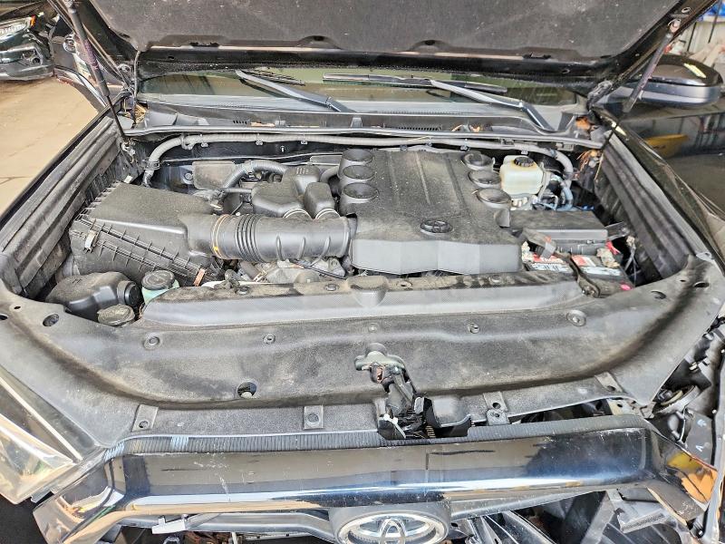Photo 12 from auction – 2015 TOYOTA 4RUNNER with VIN JTEBU5JR6F5212285