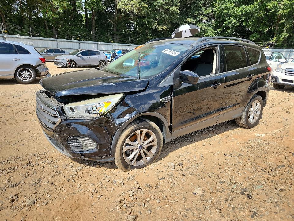 FORD ESCAPE 2017 с VIN 1FMCU0GD4HUD66750 - Снимка от търг