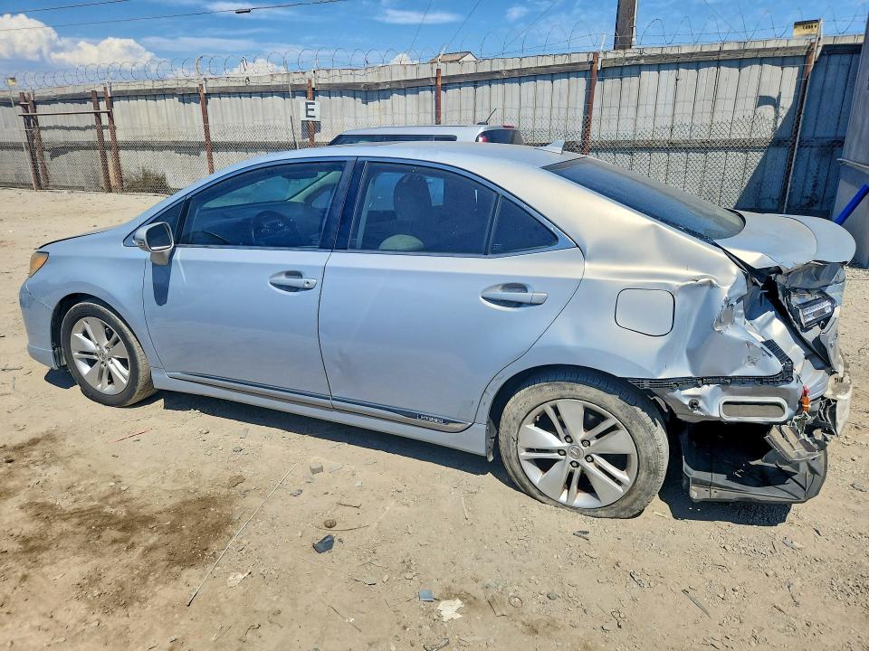 Photo 2 from auction – 2010 LEXUS HS with VIN JTHBB1BA7A2004887