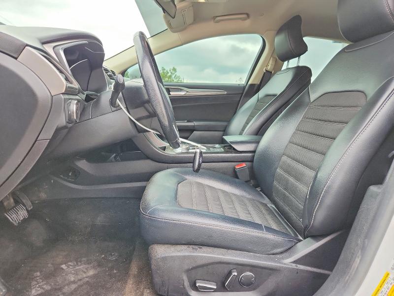 Photo 7 from auction – 2017 FORD FUSION with VIN 3FA6P0LU3HR374284
