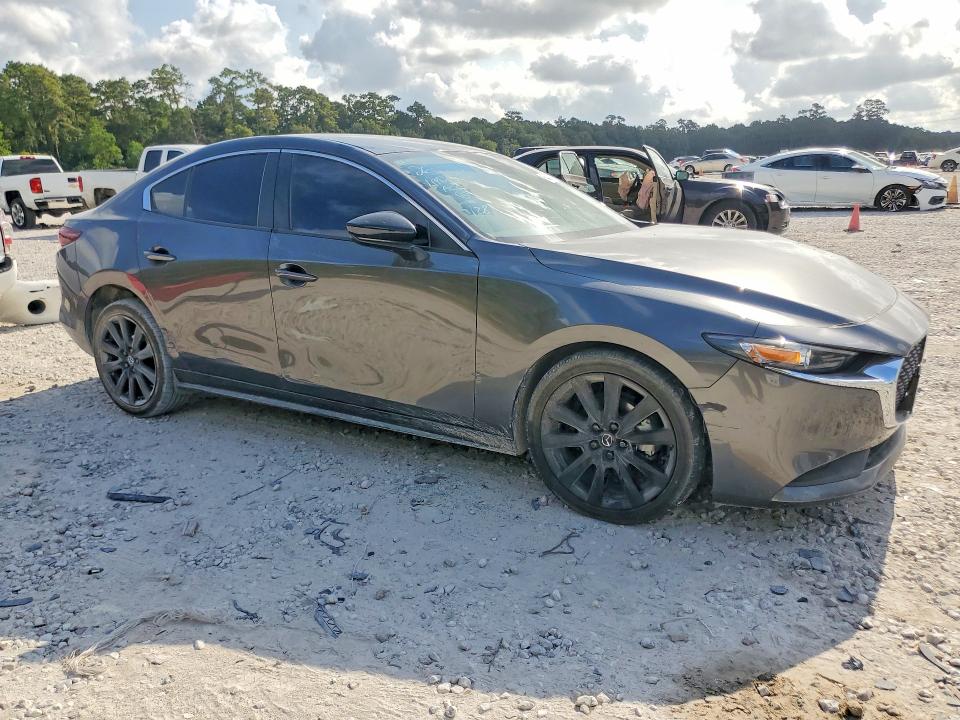 Photo 4 from auction – 2025 MAZDA 3 with VIN 3MZBPABM7SM450154