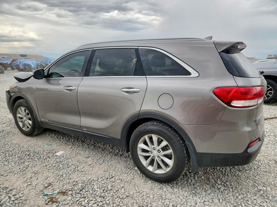 Photo 2 from auction – 2016 KIA SORENTO with VIN 5XYPGDA5XGG137818
