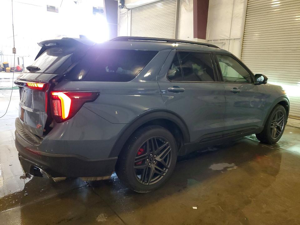 Photo 3 from auction – 2025 FORD EXPLORER with VIN 1FMWK8GC6SGB94333