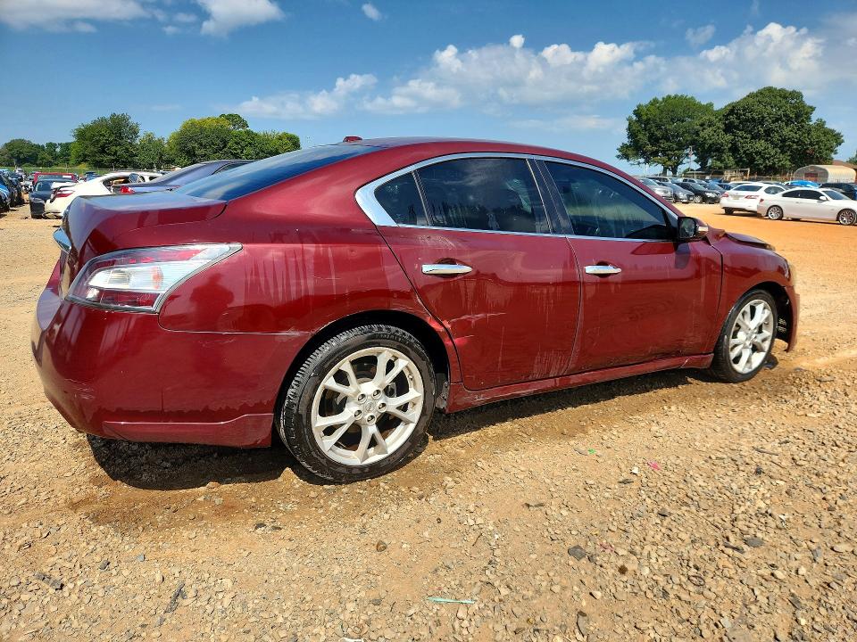 Photo 3 from auction – 2012 NISSAN MAXIMA with VIN 1N4AA5AP2CC810846