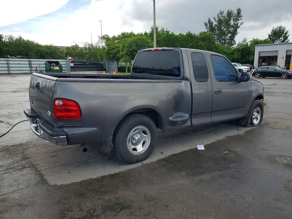 Photo 3 from auction – 2003 FORD F150 with VIN 1FTRX07283KC89874