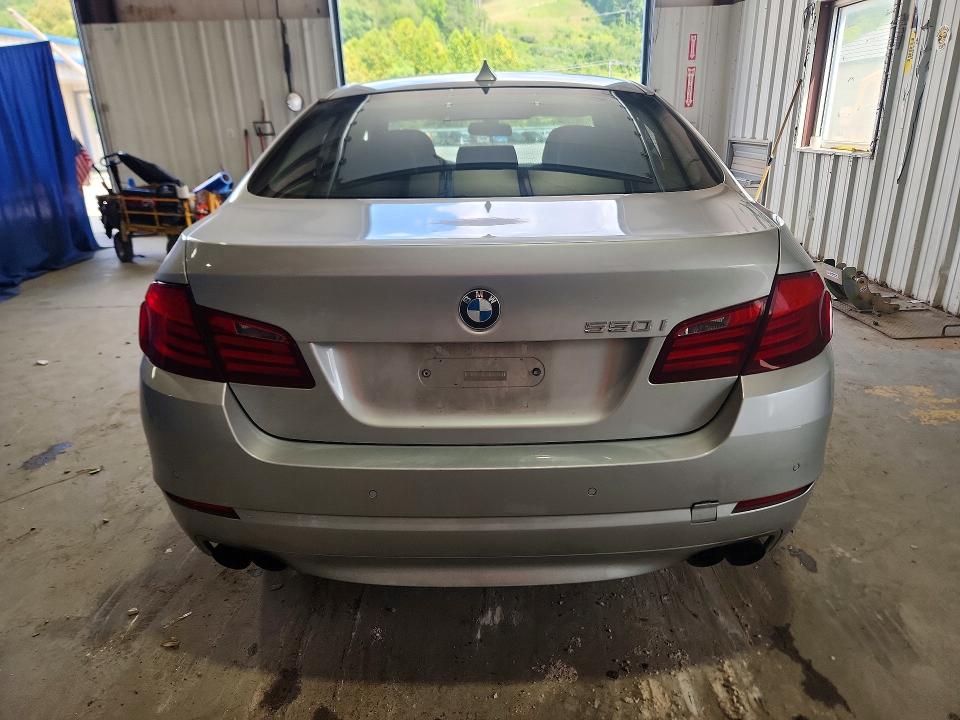 Photo 6 from auction – 2011 BMW 550 with VIN WBAFU9C55BC785351
