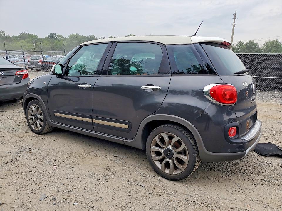 Photo 2 from auction – 2015 FIAT 500L with VIN ZFBCFADH3FZ035706