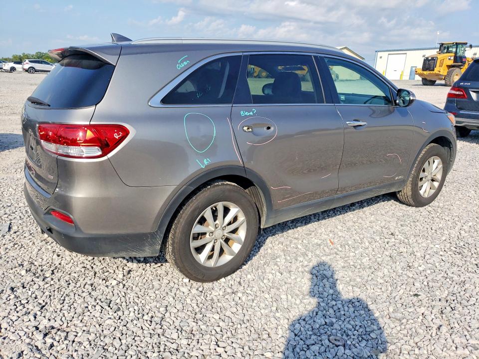 Photo 3 from auction – 2016 KIA SORENTO with VIN 5XYPGDA34GG061785