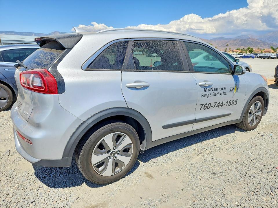Photo 3 from auction – 2018 KIA NIRO with VIN KNDCC3LC7J5143320