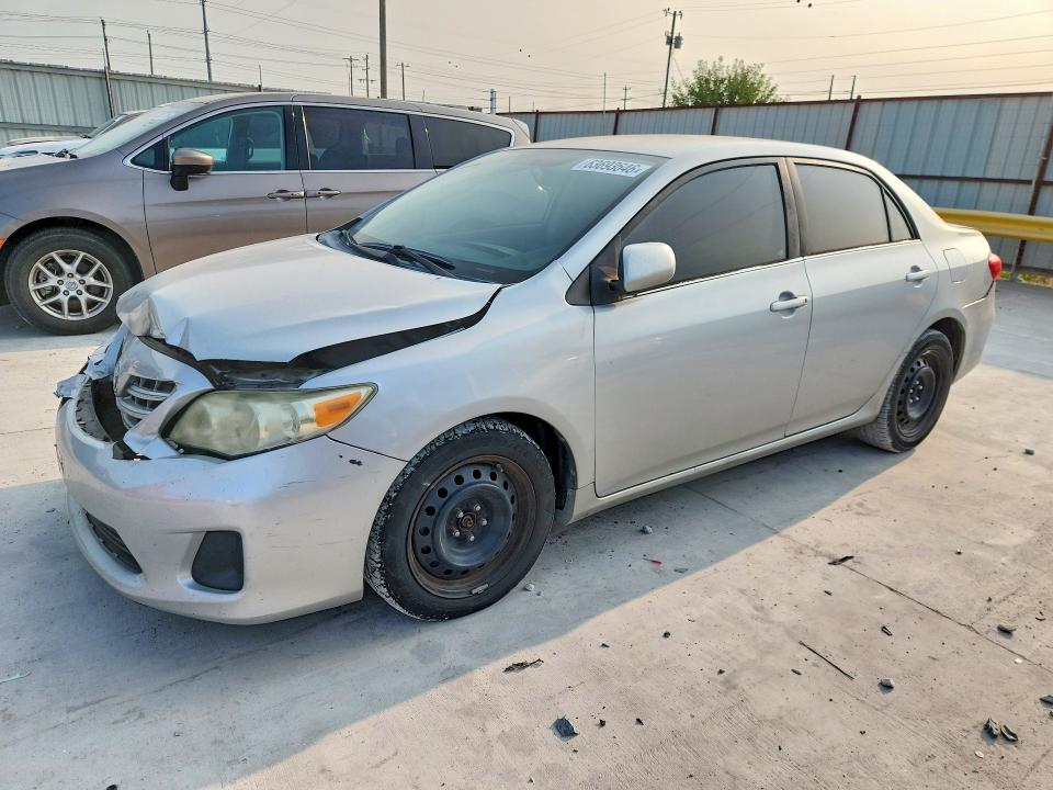 2013 TOYOTA COROLLA - Търг №63693646