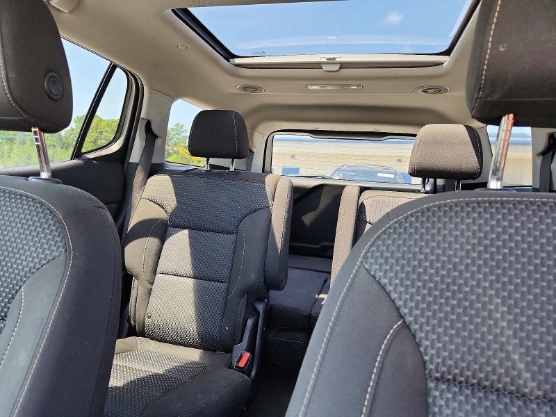 Photo 10 from auction – 2022 GMC ACADIA with VIN 1GKKNKL47NZ171551