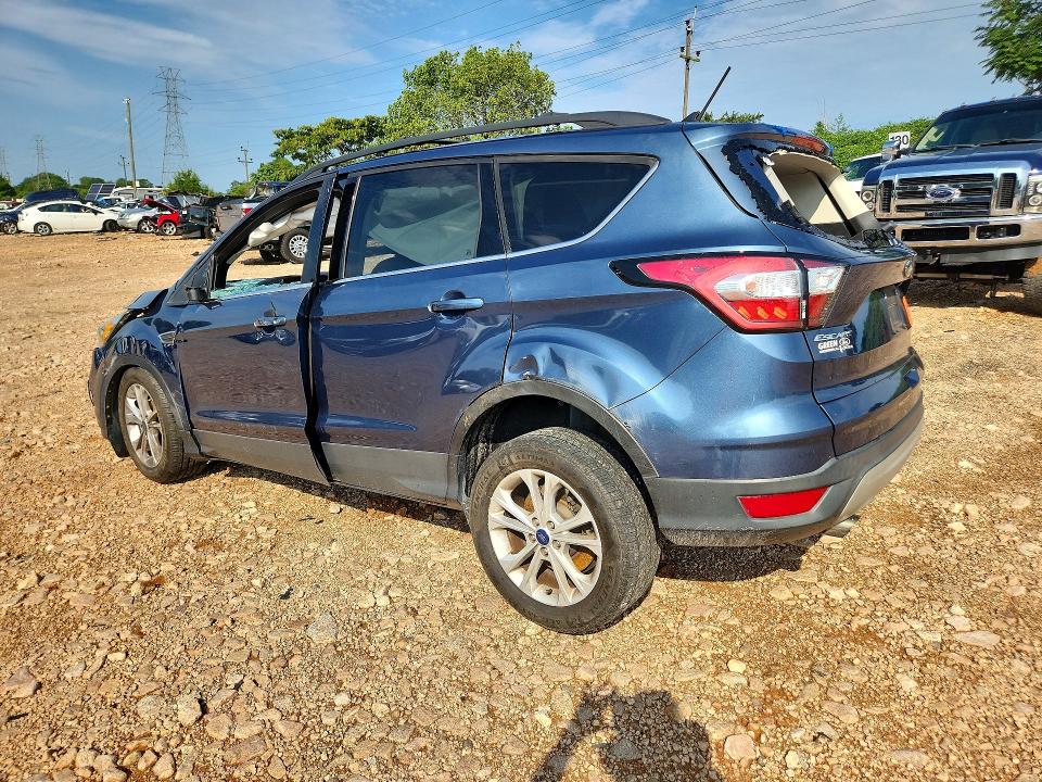 صورة رقم 2 من المزاد - 2018 FORD ESCAPE مع VIN 1FMCU0GD4JUB03454