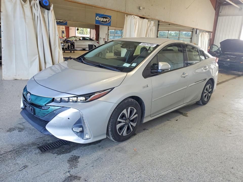 TOYOTA PRIUS PRIME 2017 with VIN JTDKARFP9H3030963 - Photo from auction