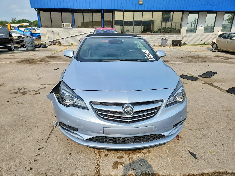 Photo 5 from auction – 2016 BUICK CASCADA with VIN W04WT3N51GG055480