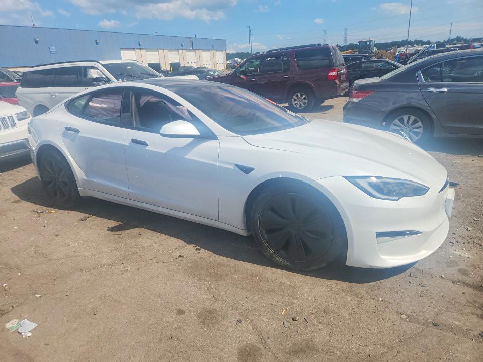 Photo 4 from auction – 2023 TESLA MODEL S with VIN 5YJSA1E56PF512275
