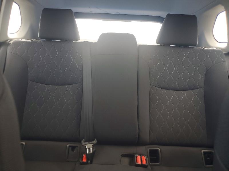 Photo 10 from auction – 2023 TOYOTA COROLLA CROSS with VIN 7MUCAAAG1PV045571