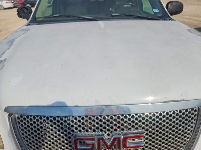 Foto 12 de la subasta – 2007 GMC YUKON XL con VIN 1GKFK66847J232002