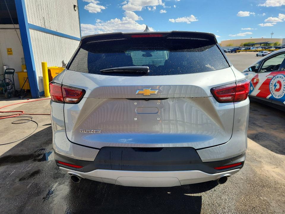 Photo 6 from auction – 2026 CHEVROLET BLAZER with VIN 3GNKBCR4XTS152950