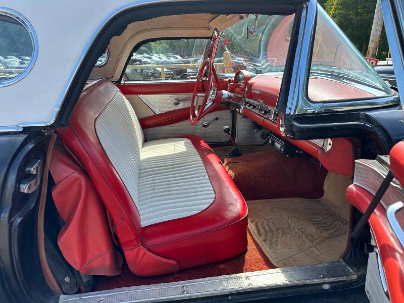Photo 8 from auction – 1956 FORD THUNDERBIRD with VIN P6FH184094