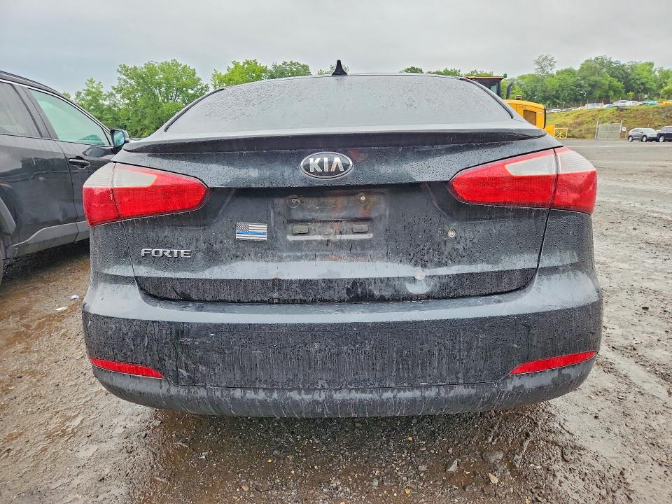Photo 6 from auction – 2015 KIA FORTE with VIN KNAFK4A62F5337633