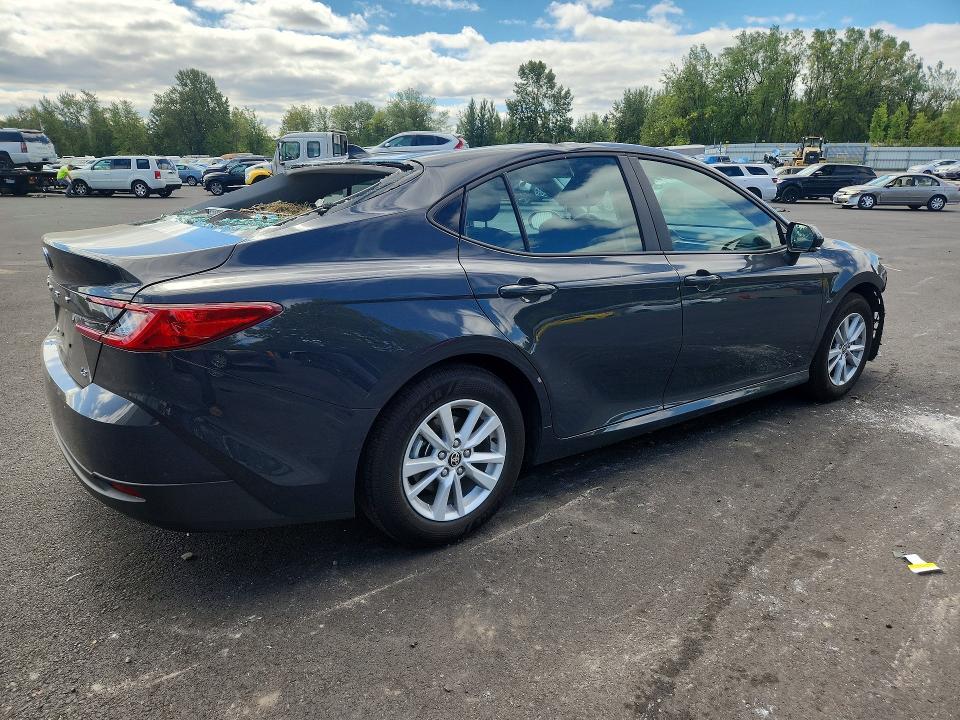 Photo 3 from auction – 2026 TOYOTA CAMRY with VIN 4T1DAACK7TU775454