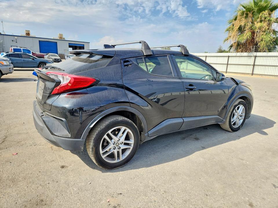 Photo 3 from auction – 2020 TOYOTA C-HR with VIN JTNKHMBX8L1084484