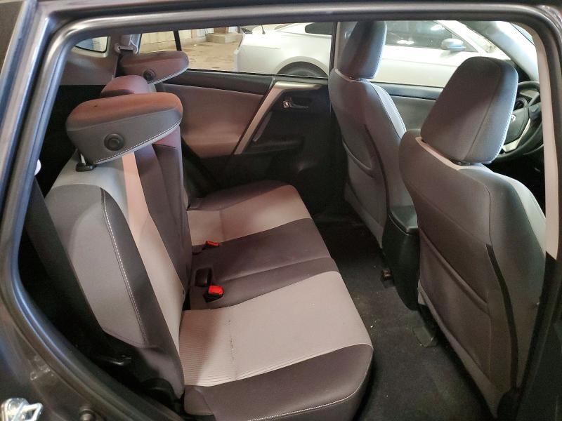 Снимка 11 от търг – 2015 TOYOTA RAV4 с VIN 2T3RFREV2FW338695