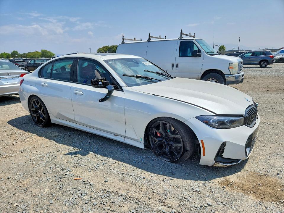 صورة رقم 4 من المزاد - 2026 BMW 330I مع VIN 3MW69CW06T8F89409