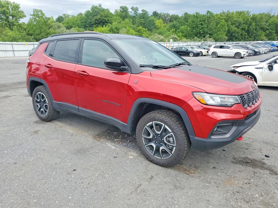 Photo 4 from auction – 2026 JEEP COMPASS with VIN 3C4NJDDN0TT193970