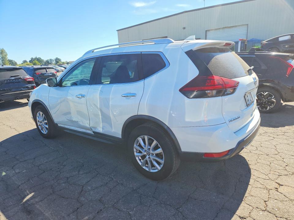 Zdjęcie 2 z aukcji – 2018 NISSAN ROGUE z VIN KNMAT2MV7JP540287