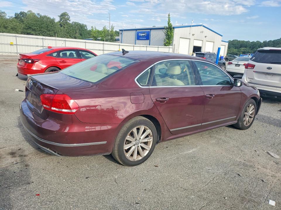 Photo 3 from auction – 2012 VOLKSWAGEN PASSAT with VIN 1VWCP7A32CC038291