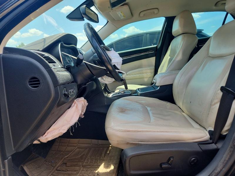 Photo 7 from auction – 2015 CHRYSLER 300 with VIN 2C3CCAAG0FH807715