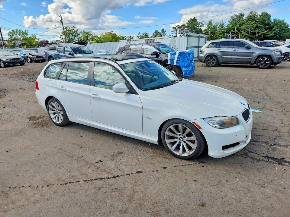Photo 4 from auction – 2011 BMW 328 with VIN WBAUT9C54BA191467