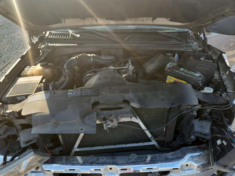 Photo 11 from auction – 2004 CHEVROLET SILVERADO with VIN 1GCEC19X14Z278054
