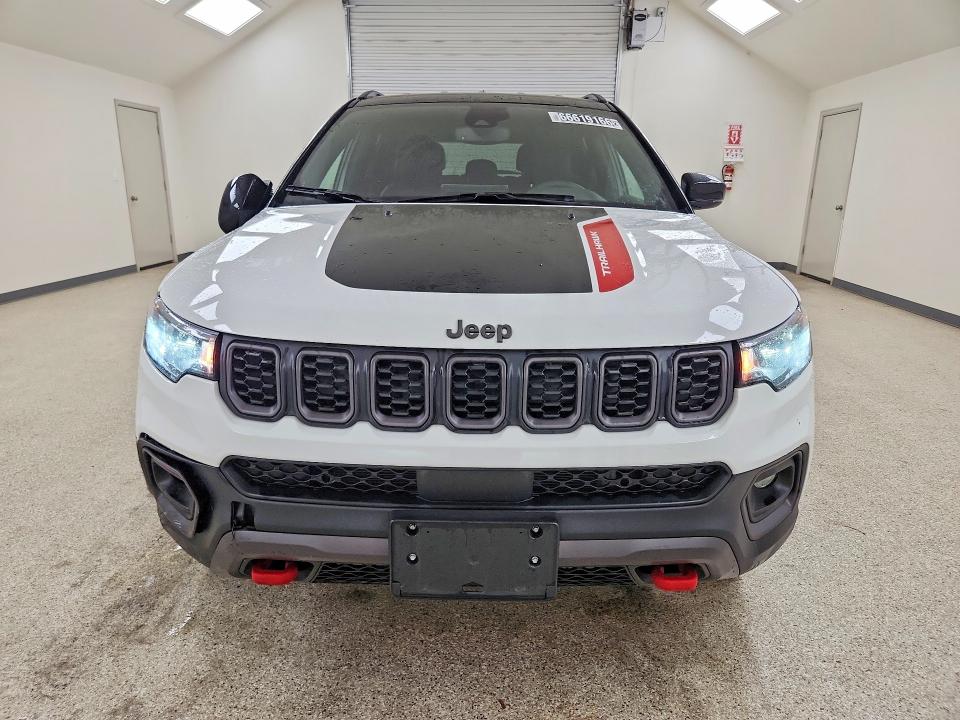 Photo 5 from auction – 2026 JEEP COMPASS with VIN 3C4NJDDN9TT187777