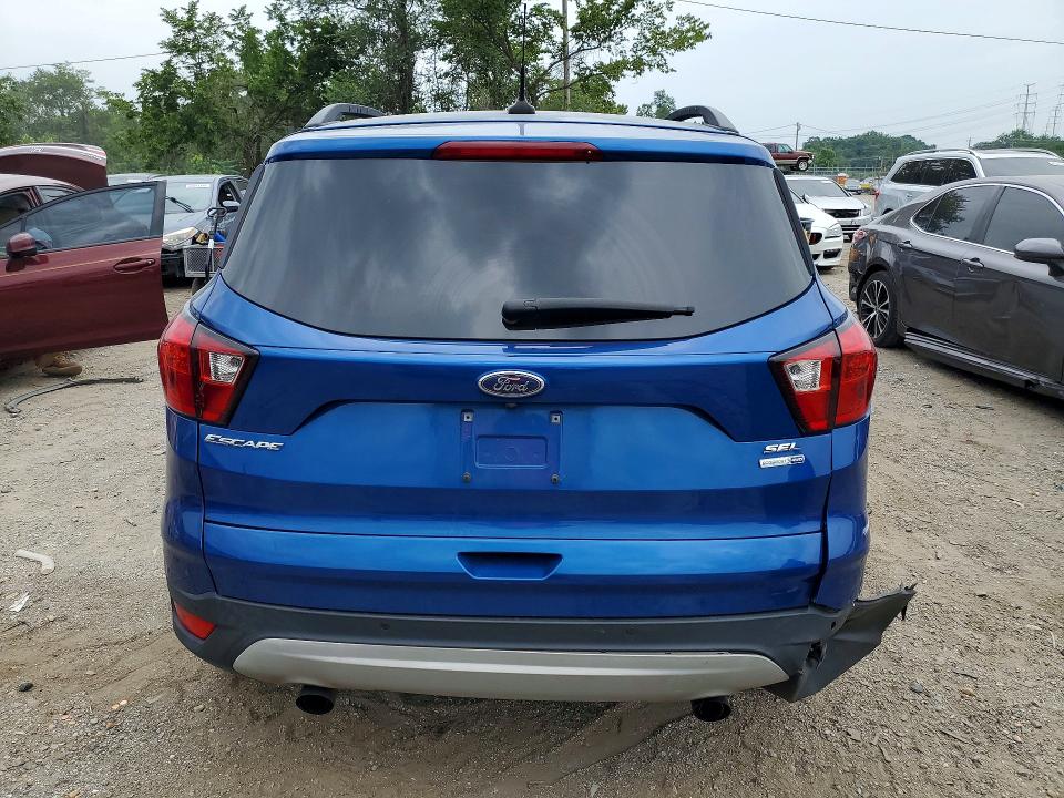 Photo 6 from auction – 2019 FORD ESCAPE with VIN 1FMCU9HD2KUA12655