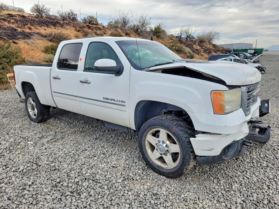 Photo 4 from auction – 2011 GMC SIERRA with VIN 1GT125C80BF190976