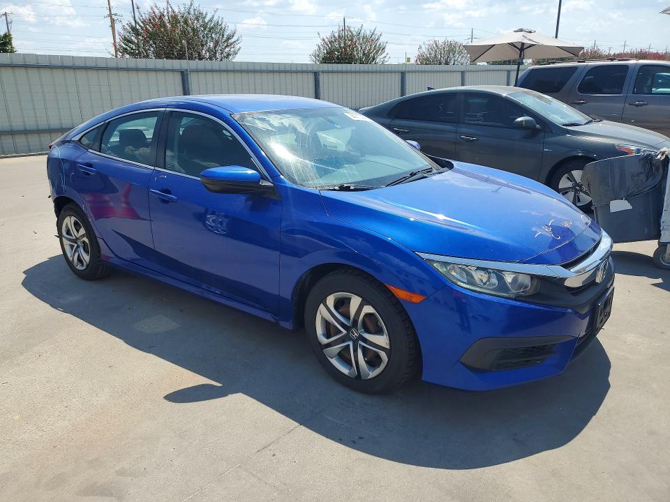 Photo 4 from auction – 2018 HONDA CIVIC with VIN 2HGFC2F57JH594861