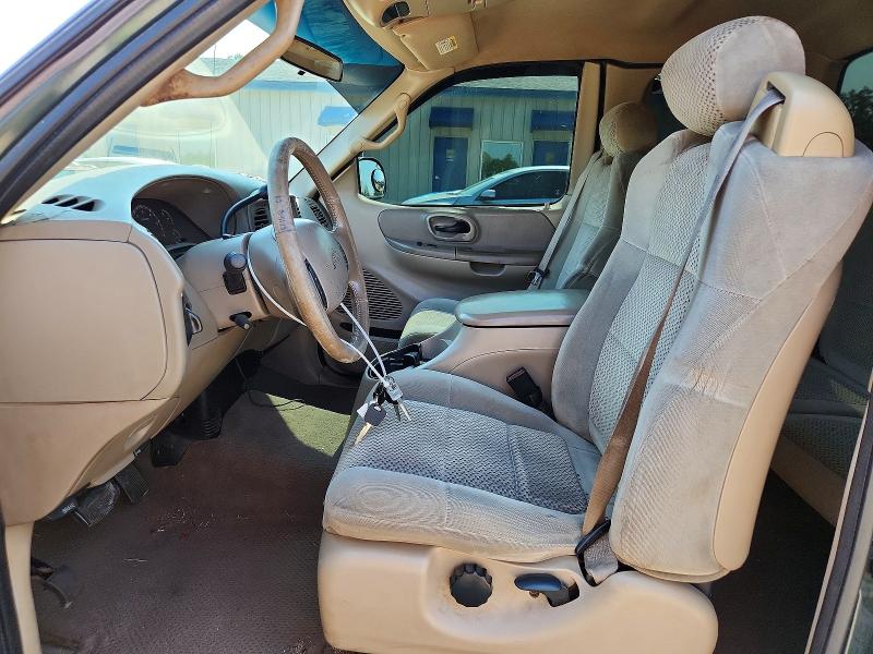 Photo 7 from auction – 2002 FORD F150 with VIN 1FTRX17W82KA59548